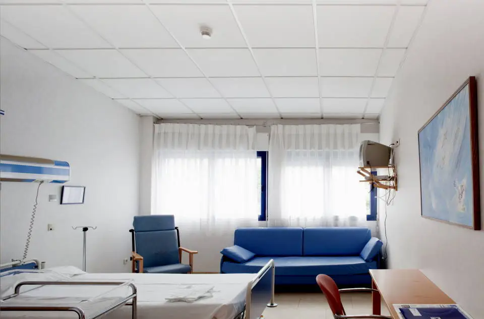 Медицинские потолки